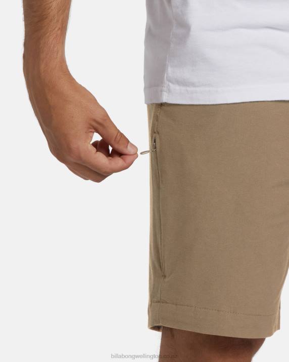 Men Walnut Billabong A/Div Surftrek Plus Organic Elastic Waist Shorts 19'' 80P8235