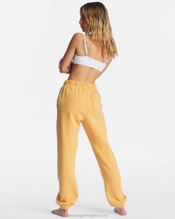 Women Gold Coast Billabong Saturday Sweatpants 80P82203