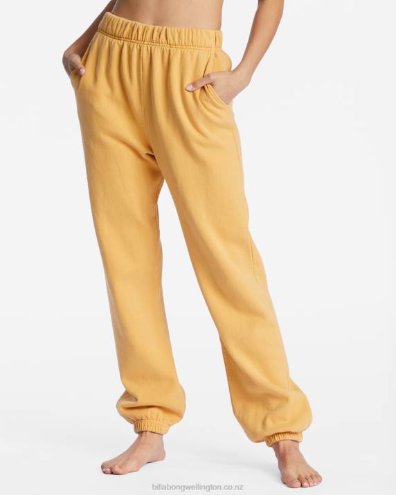 Women Gold Coast Billabong Saturday Sweatpants 80P82203