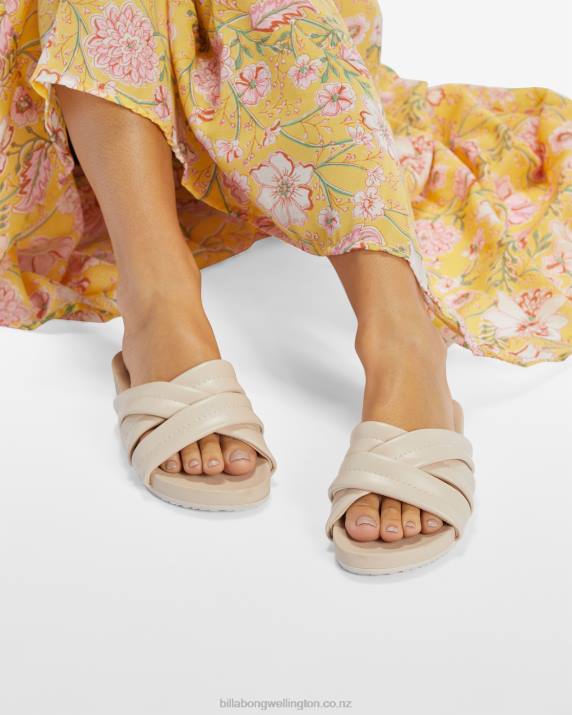 Women Cashew Billabong Serena Slider Sandals 80P82519