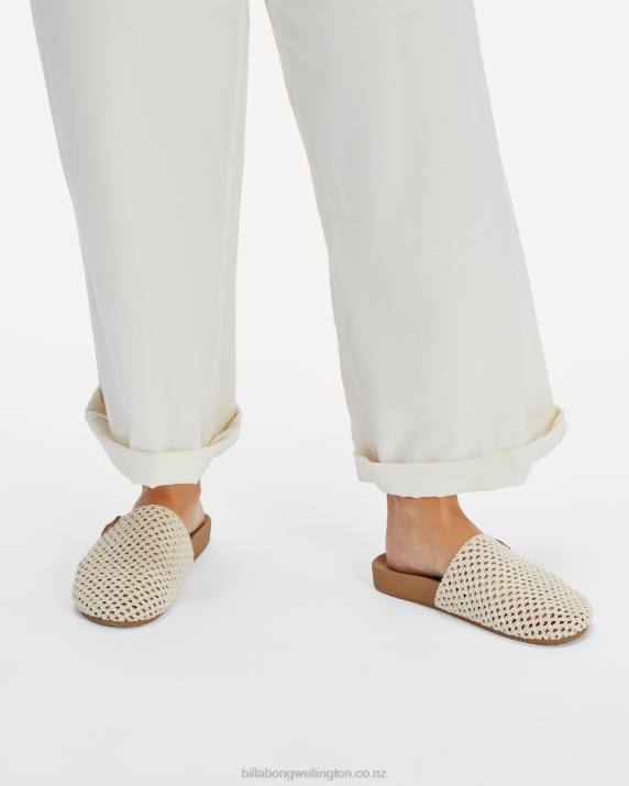 Women Natural Billabong Maddie Slider Sandals 80P82529
