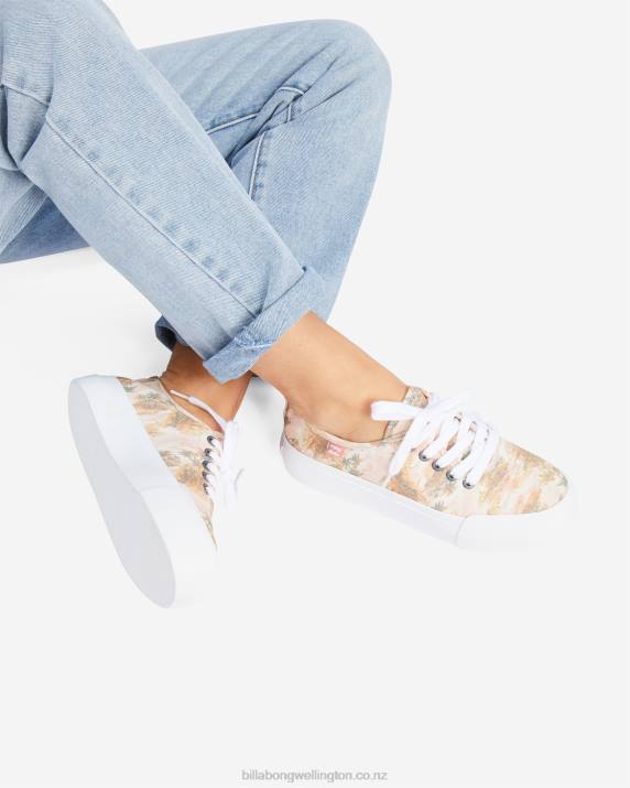 Women Buttermilk Billabong Puebla Canvas Platform Shoes 80P82505